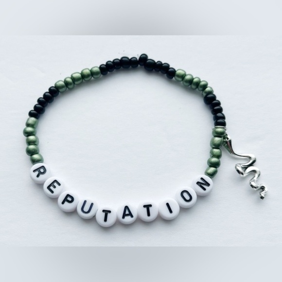 Taylor Swift Eras Tour Friendship Bracelet Reputation Snake Charm - Picture 1 of 1